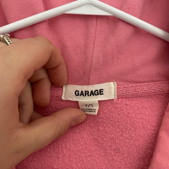 Cropped hoodie - Picture 2 of 3